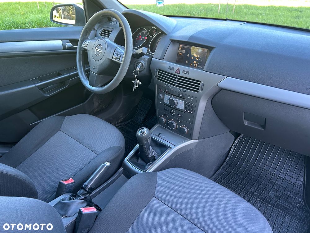 Opel Astra 1.9 CDTI Edition - 8