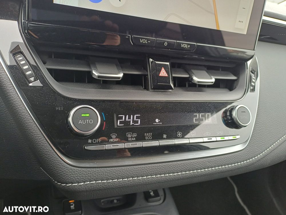 Toyota Corolla 1.8 HSD Dynamic - 18