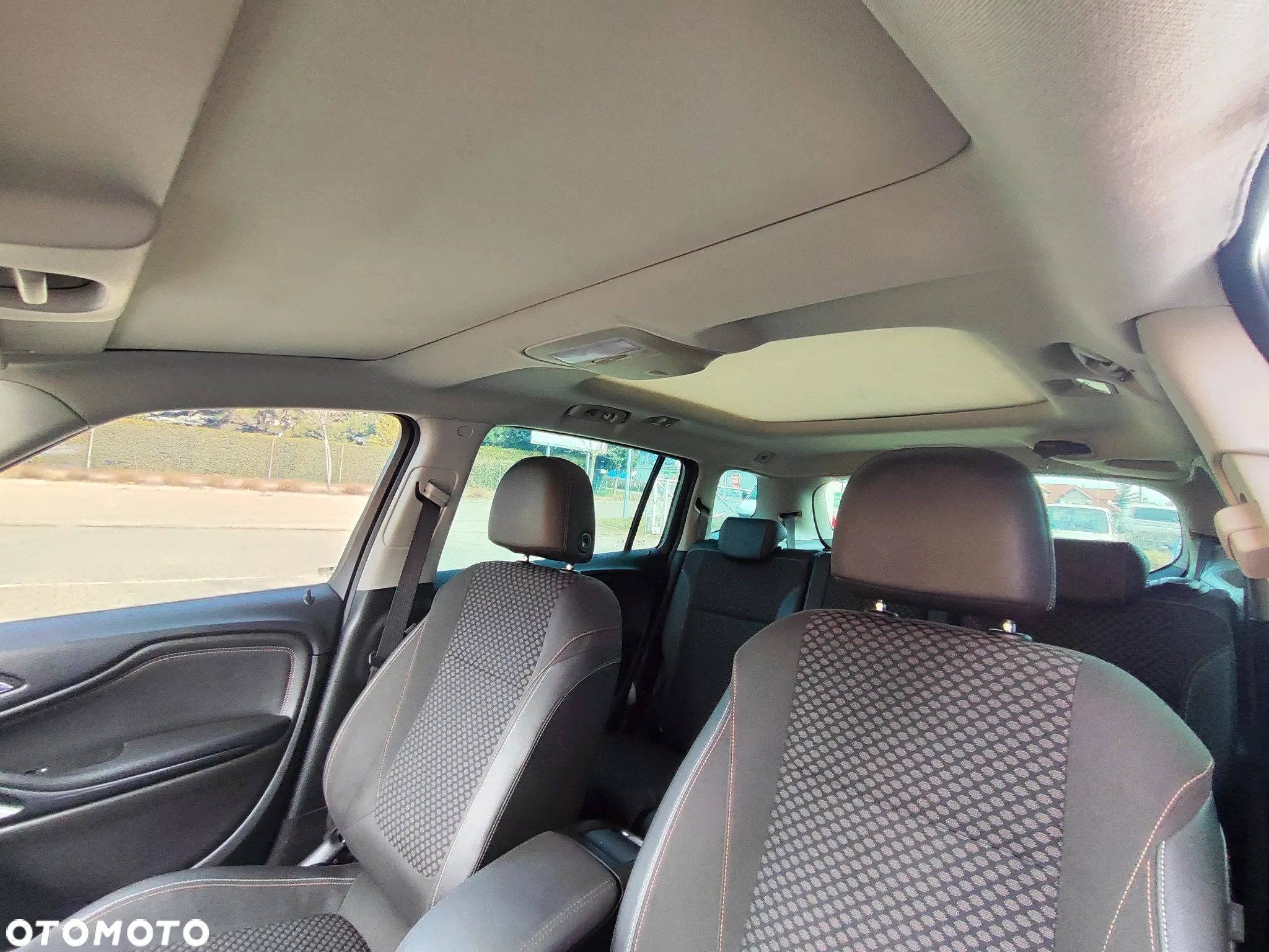 Opel Zafira Tourer 1.4 Turbo Automatik Business Edition - 23
