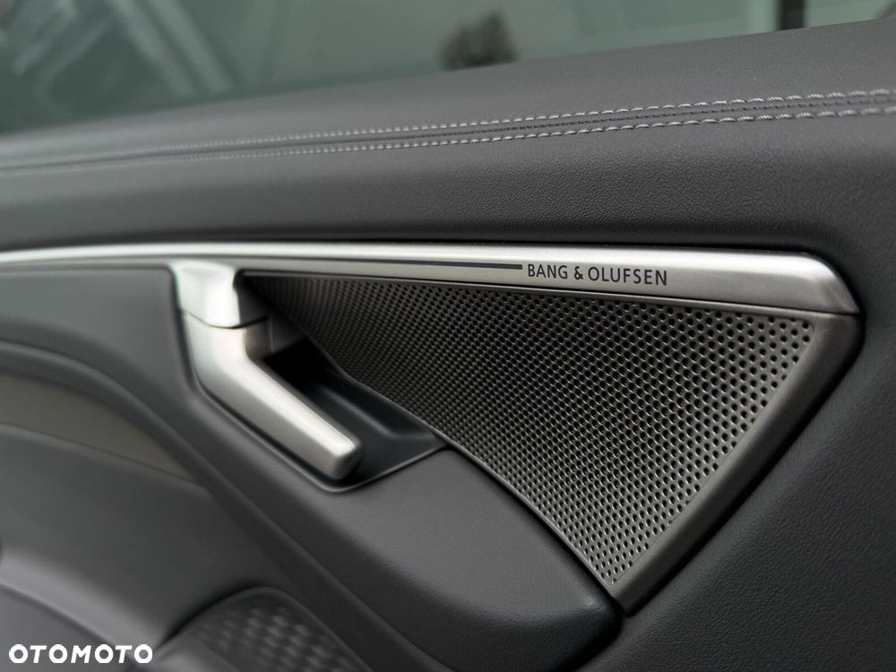 Audi A6 Avant TFSI mHEV Quattro S tronic - 23