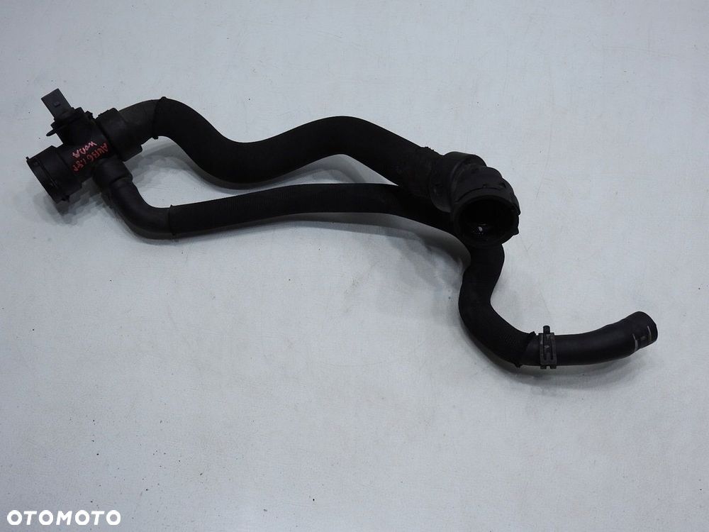 WĄŻ PRZEWÓD WODY AUDI A4 B6 1.8 T 8E0121049 - 2