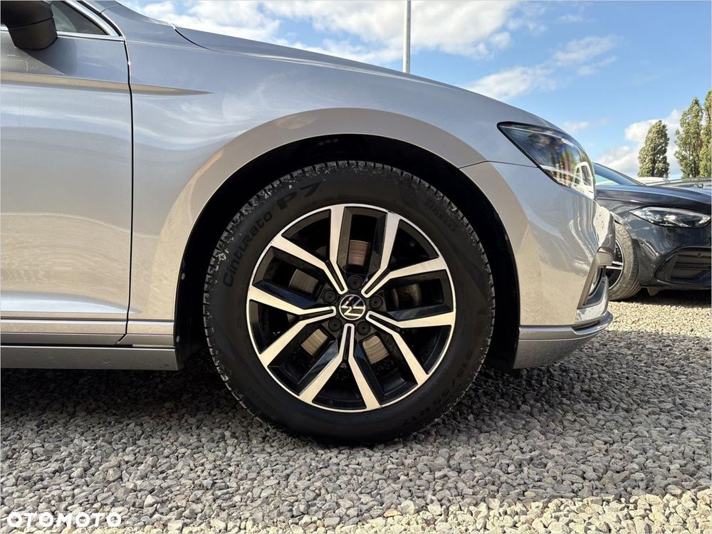 Volkswagen Passat Variant 1.5 TSI EVO Business DSG - 19