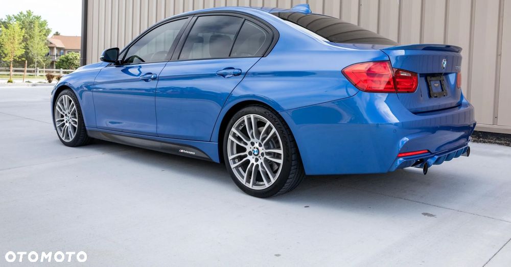 BMW Seria 3 335i - 7