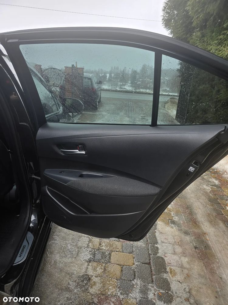 Toyota Corolla 1.8 Hybrid Executive - 11