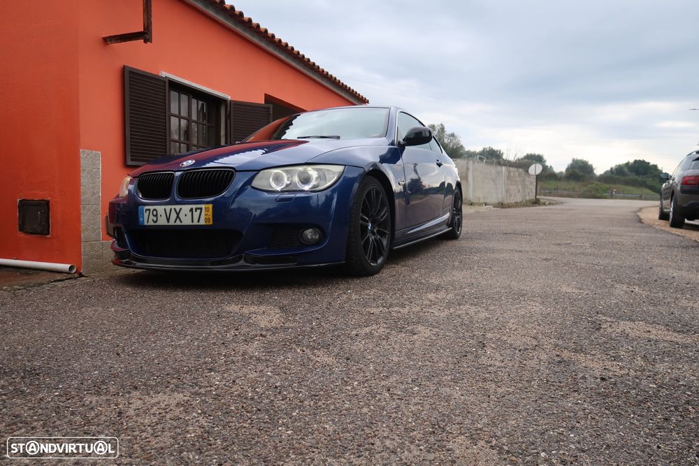 BMW 320 d Coupe Edição M - 1