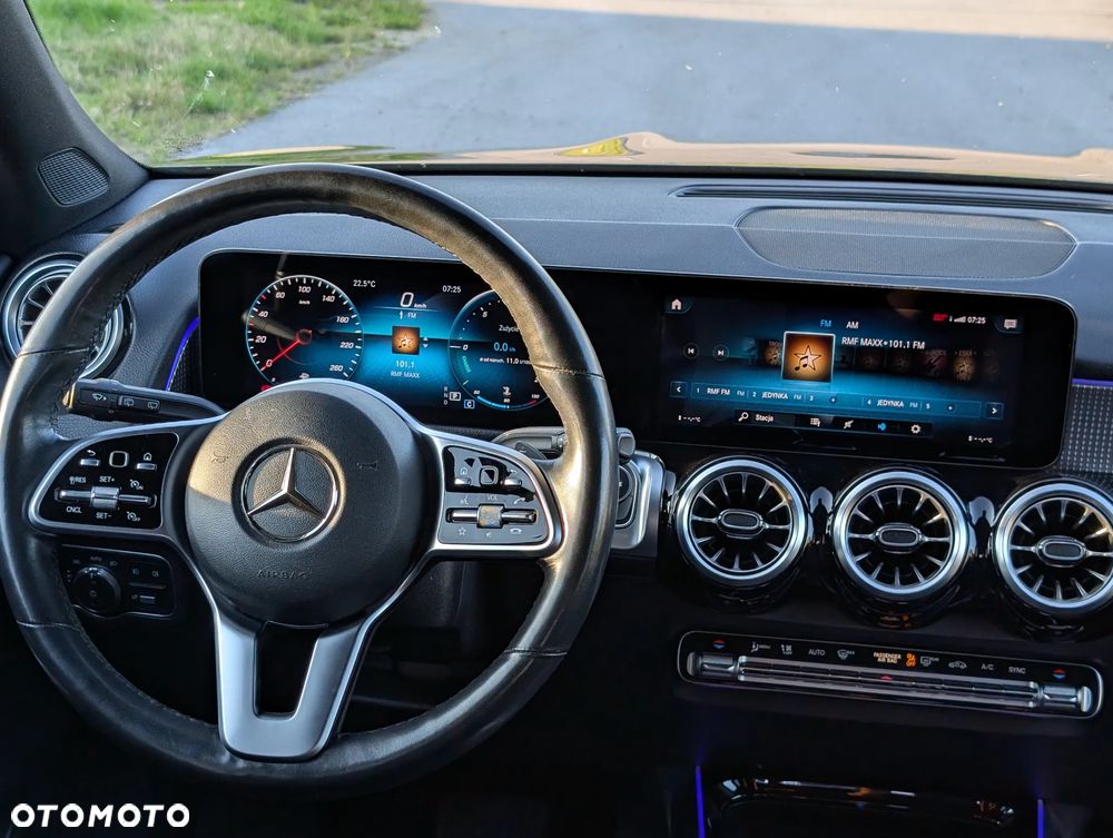 Mercedes-Benz GLB 250 4Matic 8G-DCT Style - 24