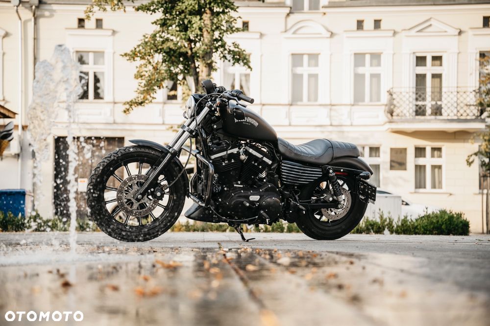 Harley-Davidson Sportster Iron 883 - 10