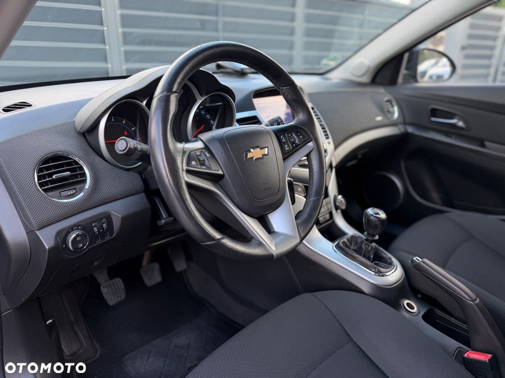 Chevrolet Cruze 1.4 T LT+ - 10