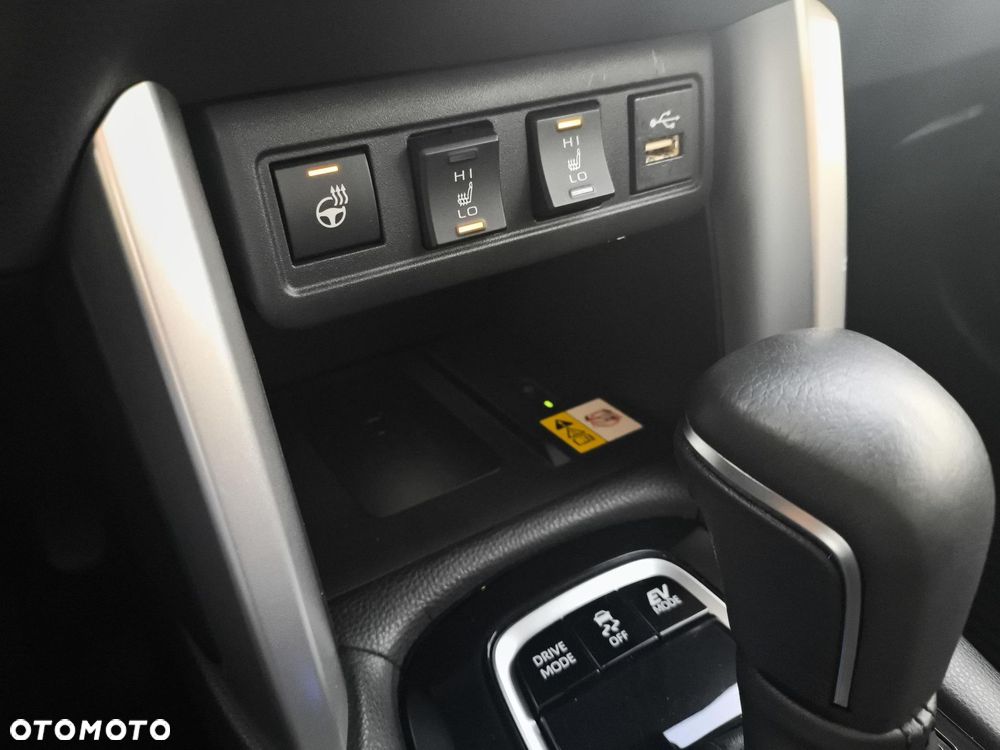 Toyota Corolla Cross 2.0 Hybrid Style - 24