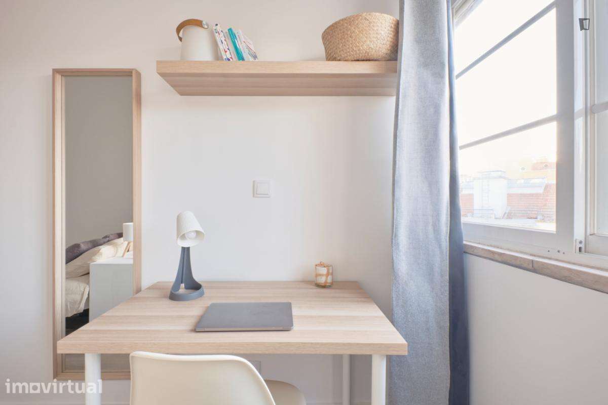 Quarto - localizado em Alameda Lisbon - Grande imagem: 5/35