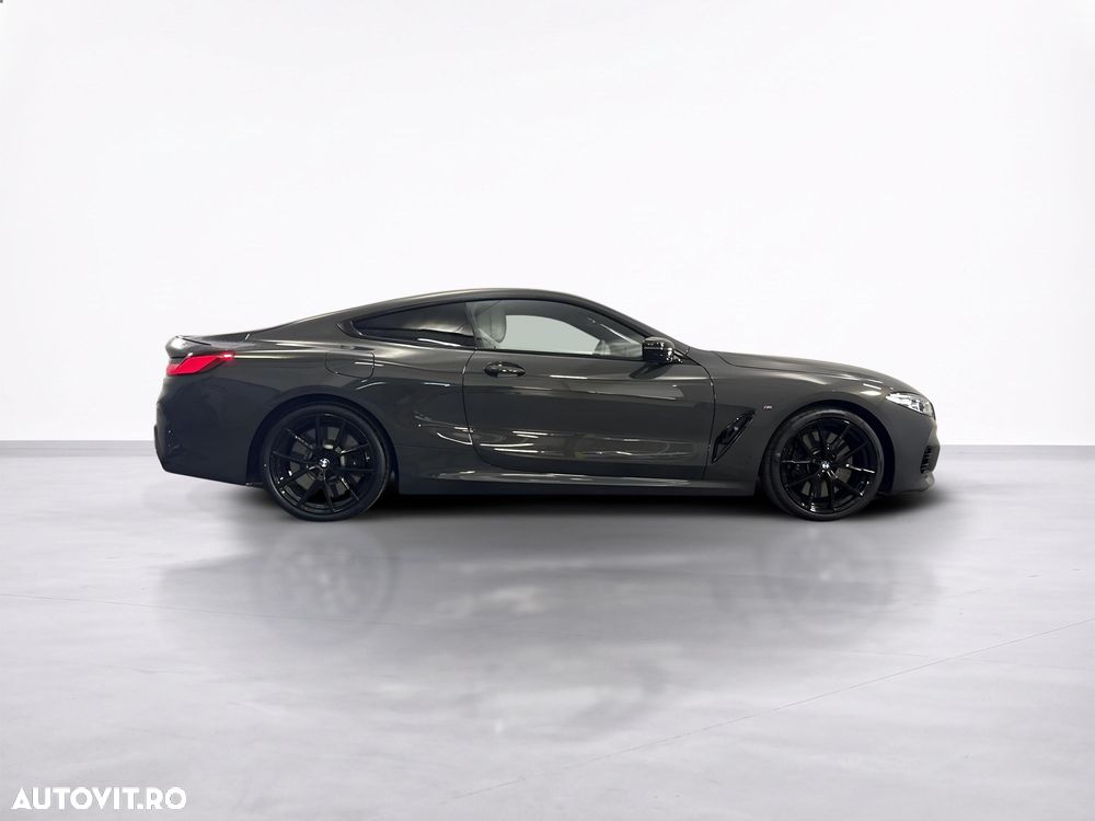 BMW M8 2023 — imagine 6