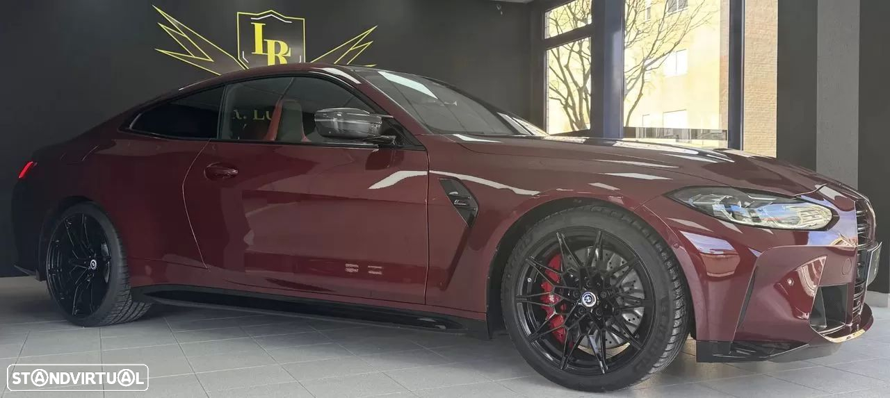 BMW M4 Competition Pack 50 anos M - 10