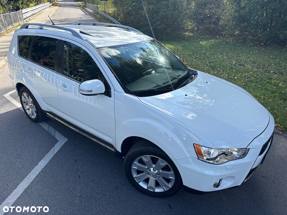 Mitsubishi Outlander 2.4 4WD Inform - 34