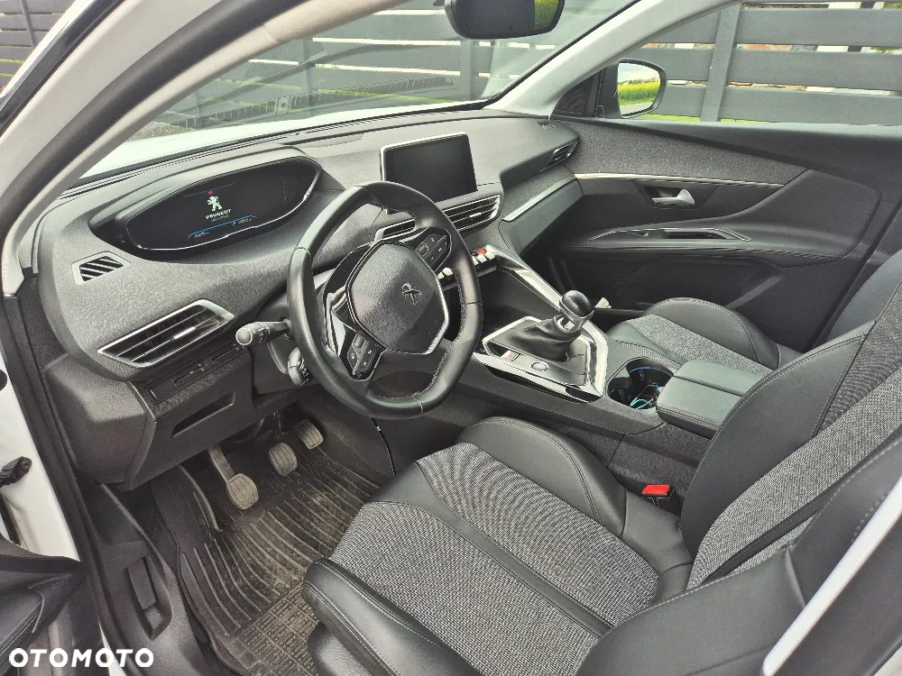 Peugeot 3008 1.2 PureTech Allure Pack S&S - 7