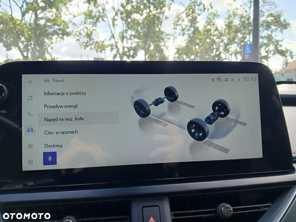 Lexus UX 300h F Sport AWD - 23