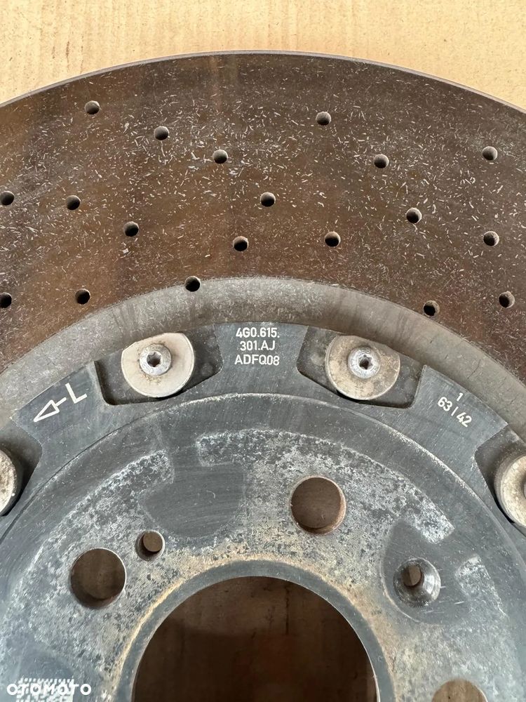 Klocki tarcze hamulcowe Tarcza hamulcowa ceramiczna przód przednia Audi RS6 RS7 RS-6 RS-7 C7 4G0615301AJ 4G0615302Q 4H0698151P Ceramic brake disc front Audi RS6 RS7 2013 2014 2015 2016 2017 2018 - 4