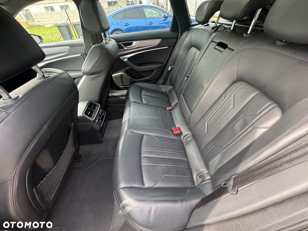 Audi A6 Avant 40 TDI quattro S tronic - 13