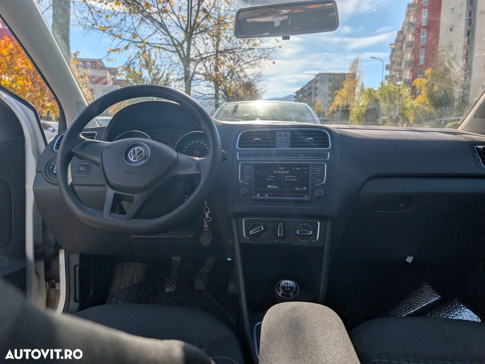 Volkswagen Polo - 13