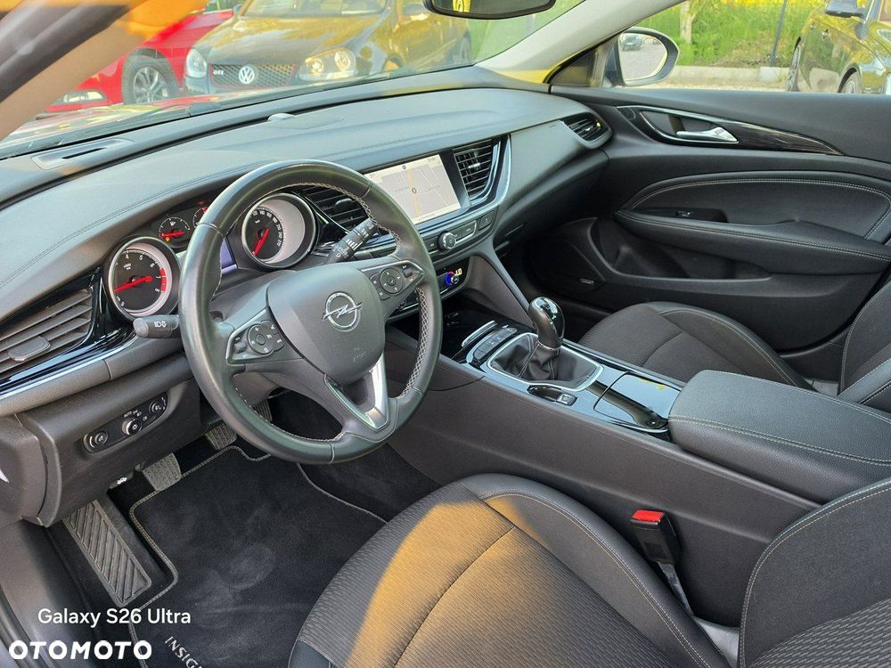 Opel Insignia - 26