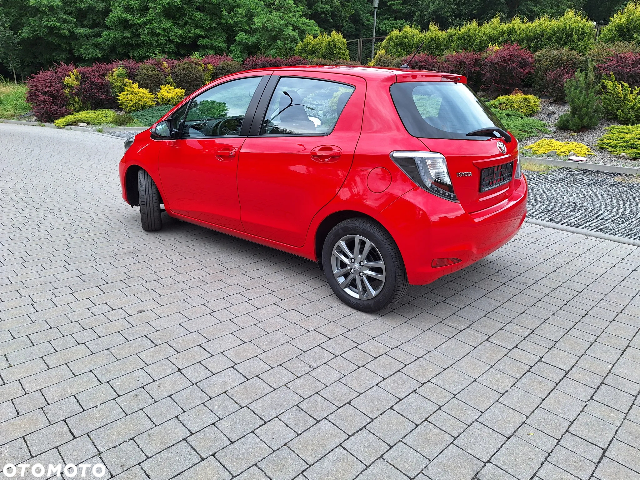 Toyota Yaris 1.0 Luna - 30