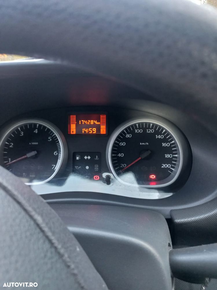 Dacia Duster 1.5 dCi 4x2 Ambiance - 9