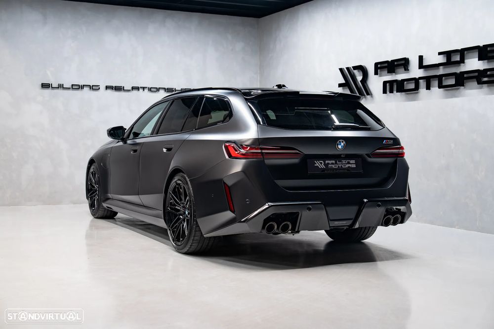BMW M5 Touring xDrive - 10