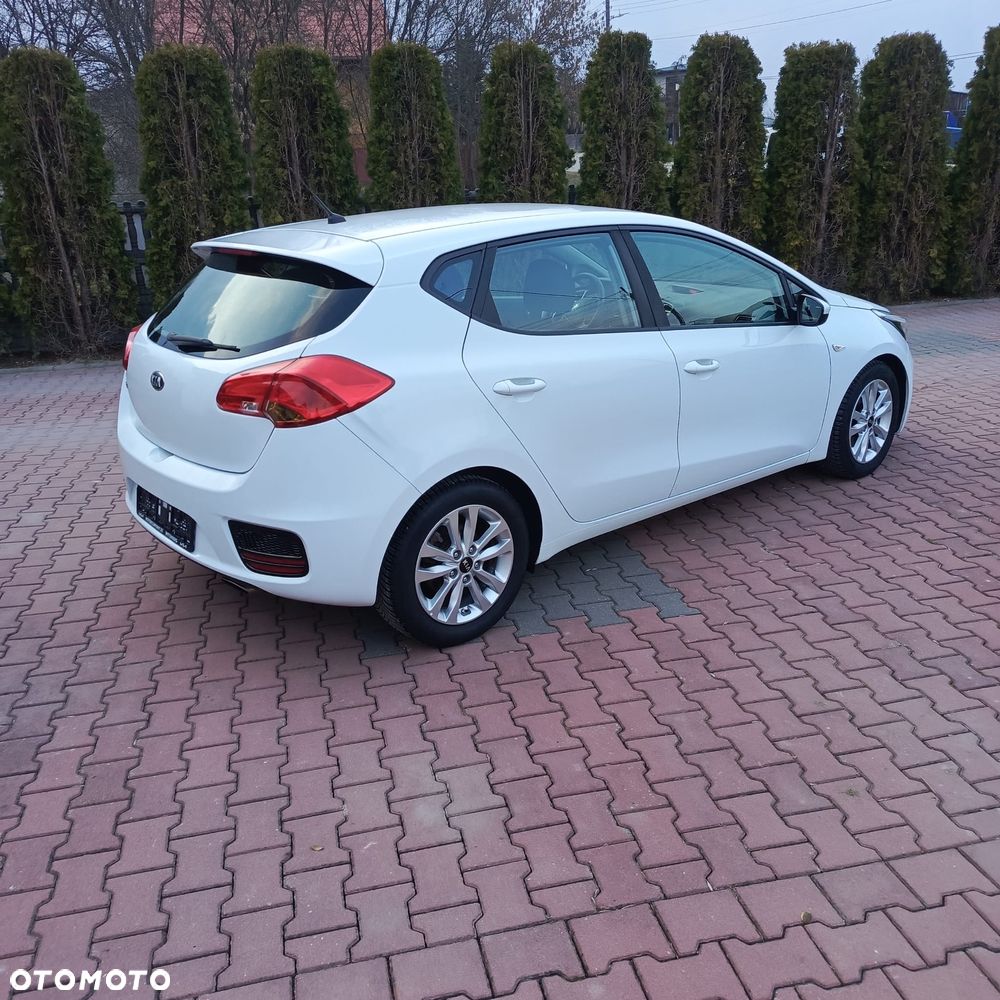 Kia Ceed - 3