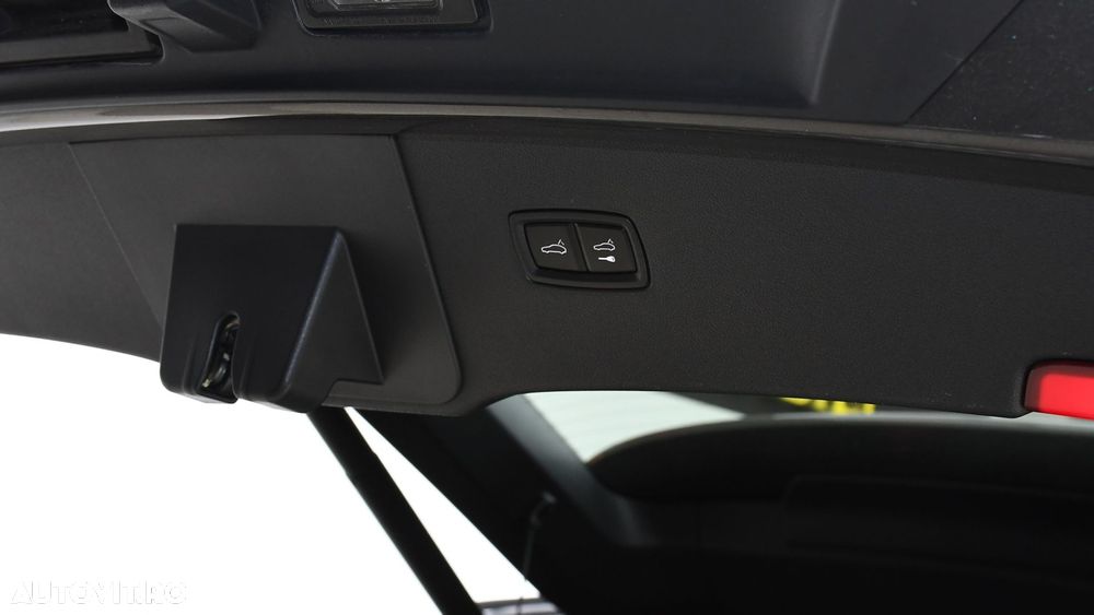 Porsche Cayenne Coupe E-Hybrid Tiptronic S Platinum Edition - 34