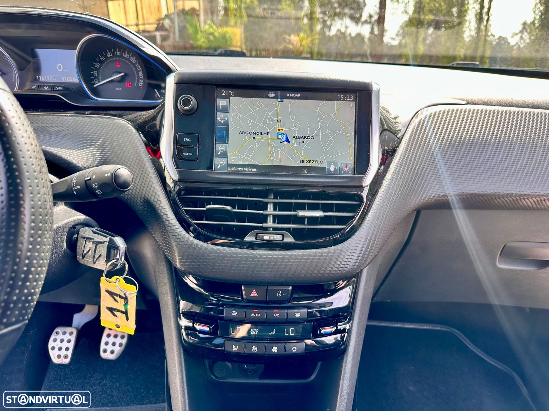 Peugeot 2008 1.2 PureTech Crossway - 23