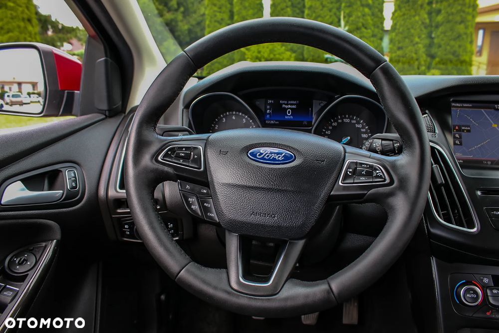 Ford Focus 1.5 EcoBoost Titanium Business - 34
