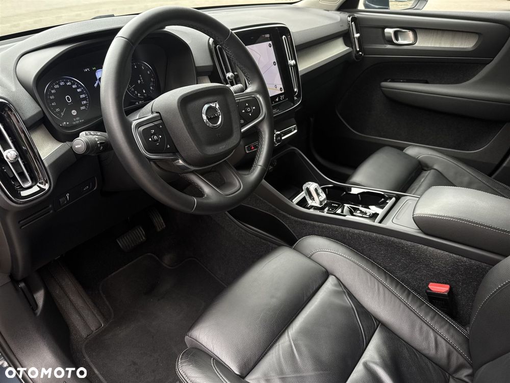Volvo XC 40 - 6