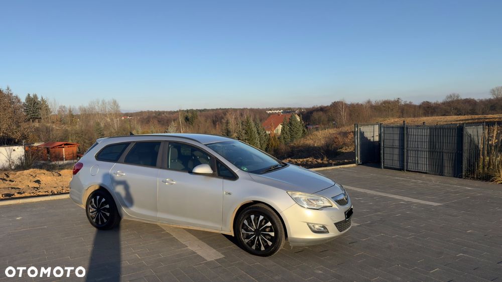 Opel Astra 1.7 CDTI DPF White Edition - 9