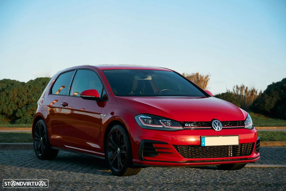 VW Golf GTI Performance BlueMotion DSG - 1