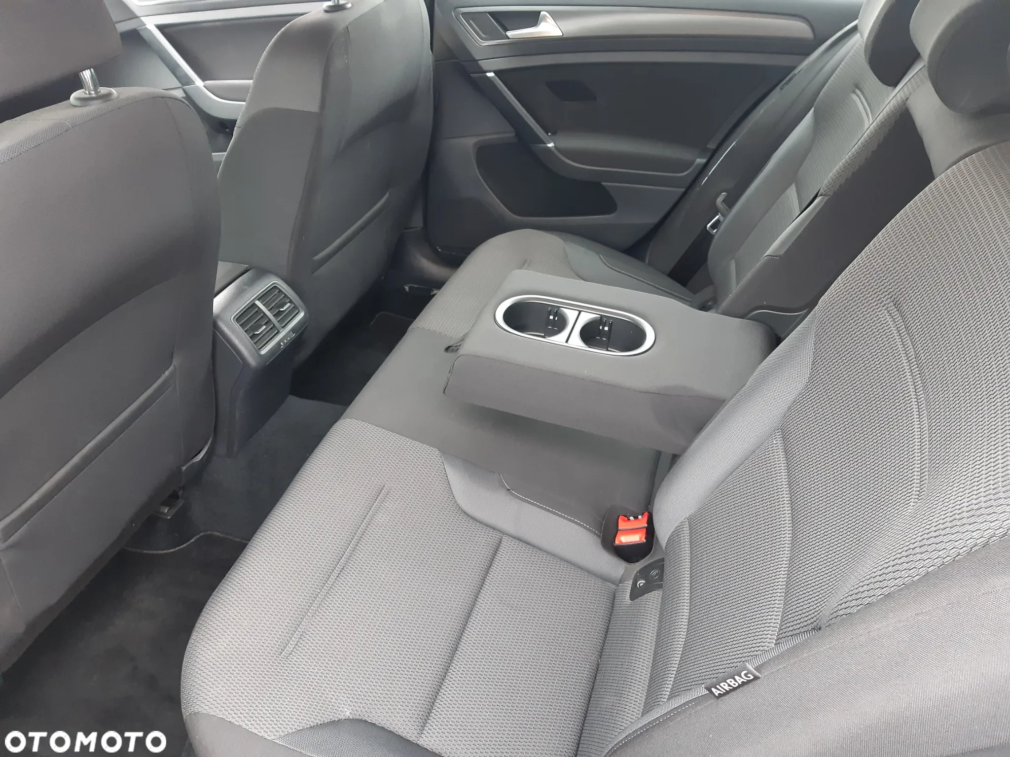 Volkswagen Golf VII 1.4 TSI BMT Comfortline - 16