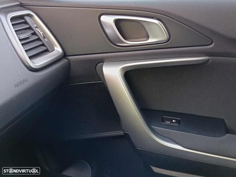 Kia XCeed 1.0 T-GDI Drive - 17