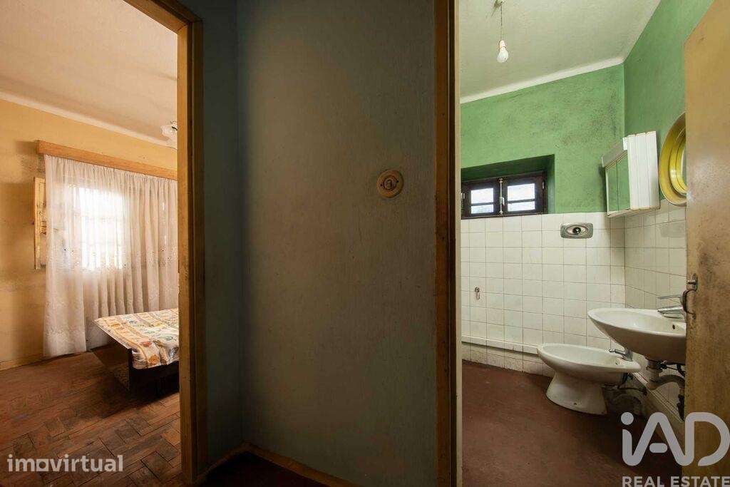 Andar de moradia T2 em Lousã e Vilarinho de 60 m2 - Grande imagem: 3/28