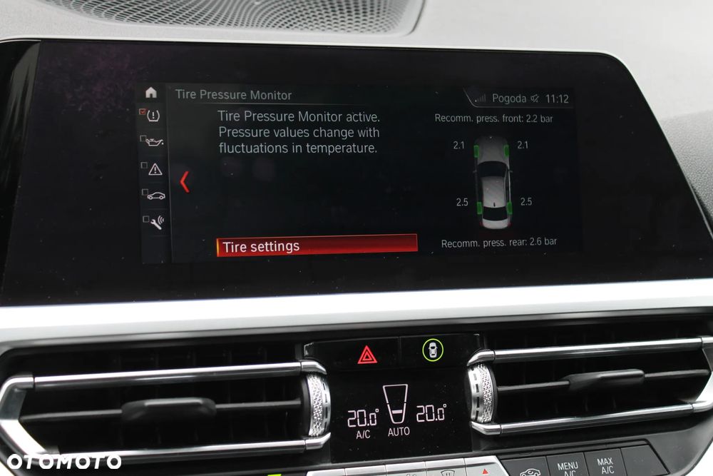 BMW Seria 3 330i - 24