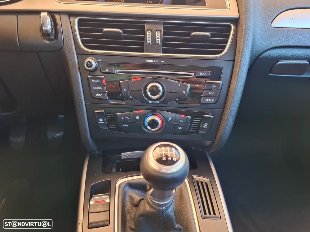 Audi A4 Avant 2.0 TDI Business Line - 34
