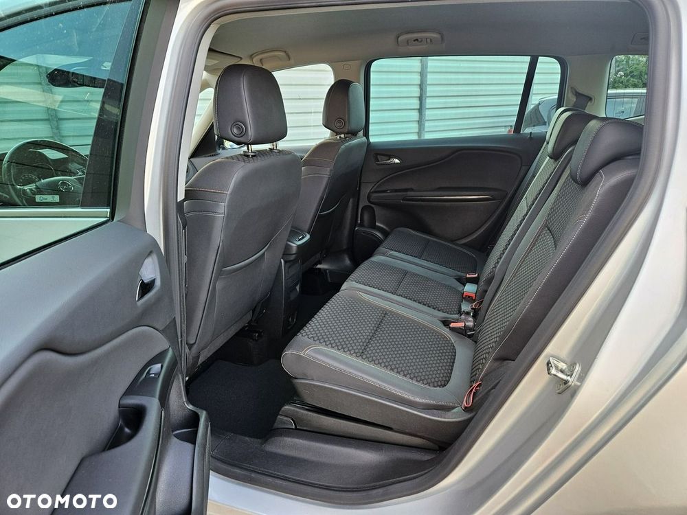 Opel Zafira Tourer 2.0 CDTI ecoFLEX Start/Stop Innovation - 25