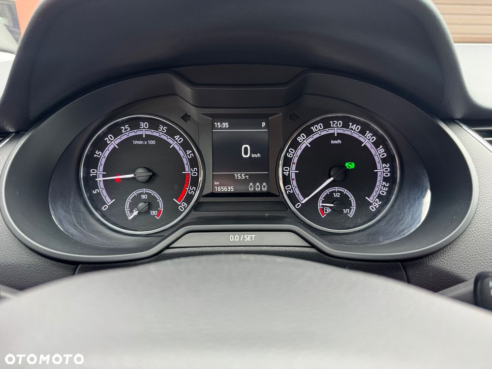 Skoda Octavia 2.0 TDI Ambition DSG - 15