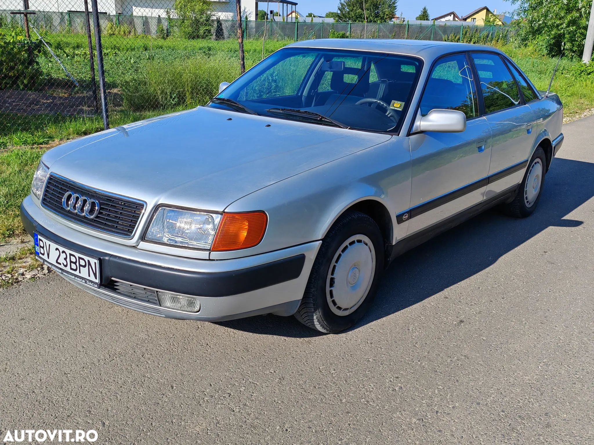 Audi 100 - 1