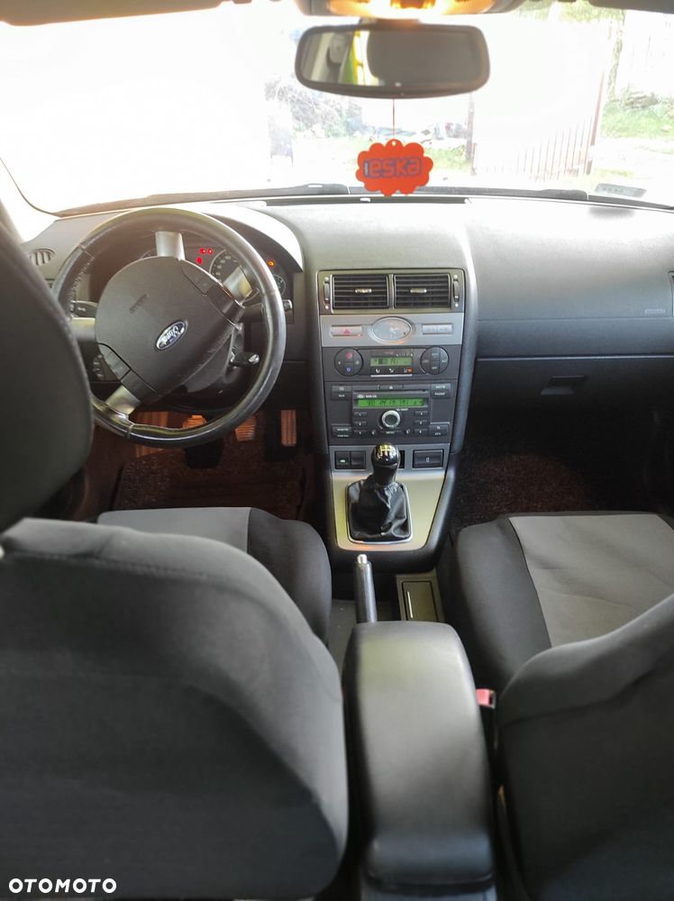 Ford Mondeo - 3