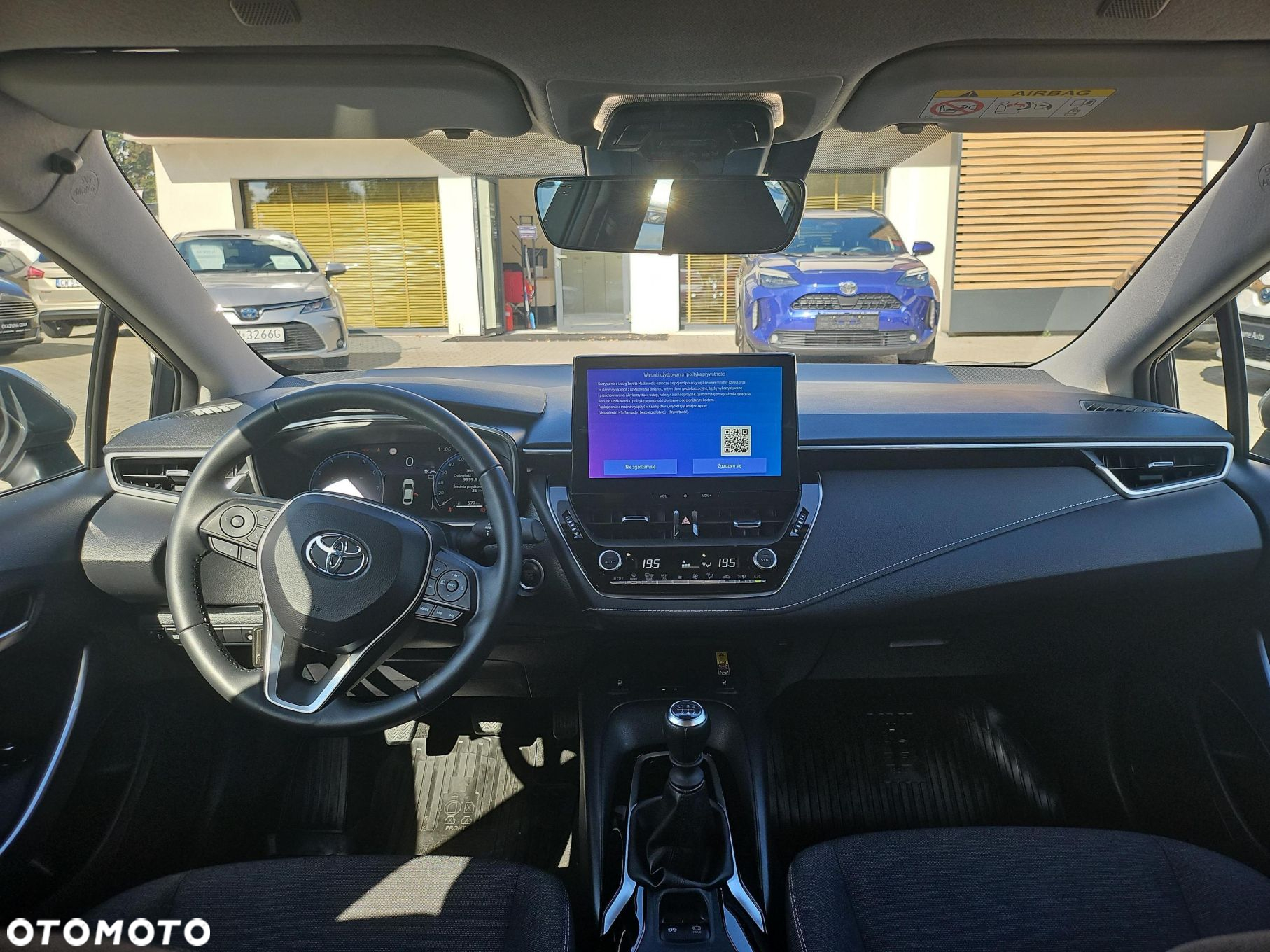 Toyota Corolla - 11