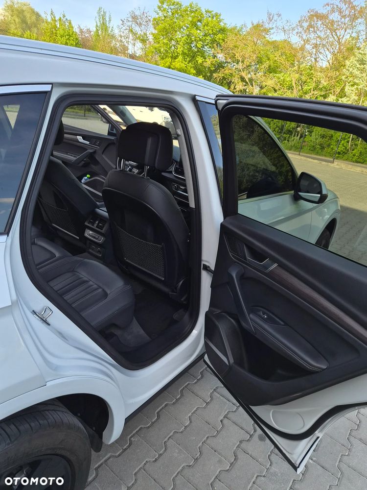 Audi Q5 40 TFSI quattro S tronic advanced - 11