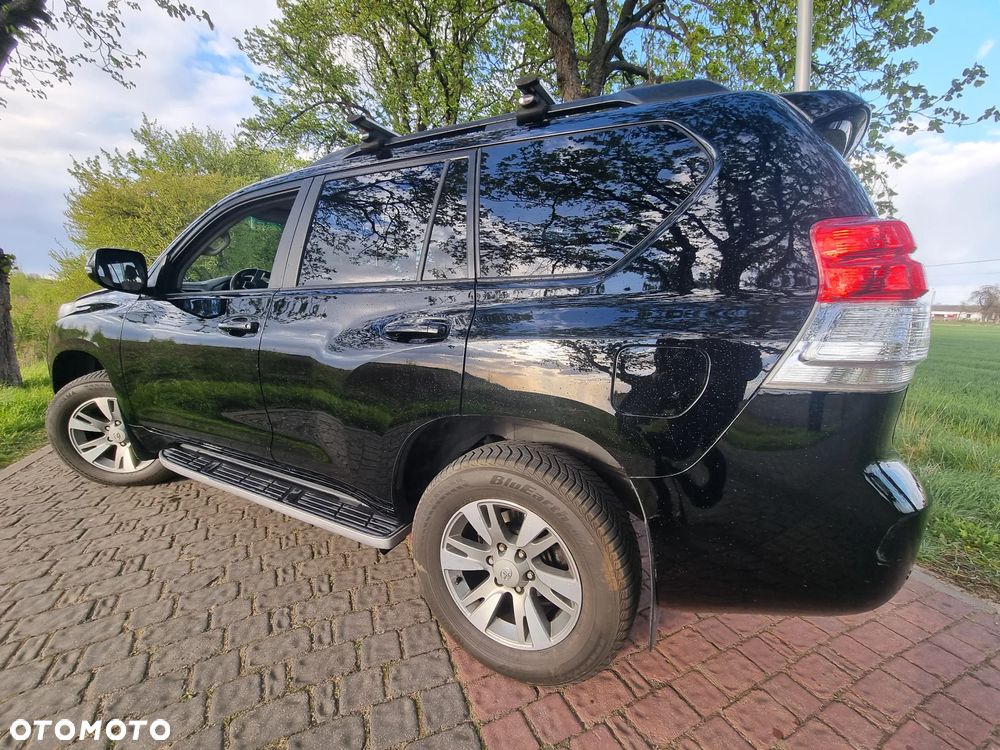 Toyota Land Cruiser LC 3.0 D-4D Prestige - 6