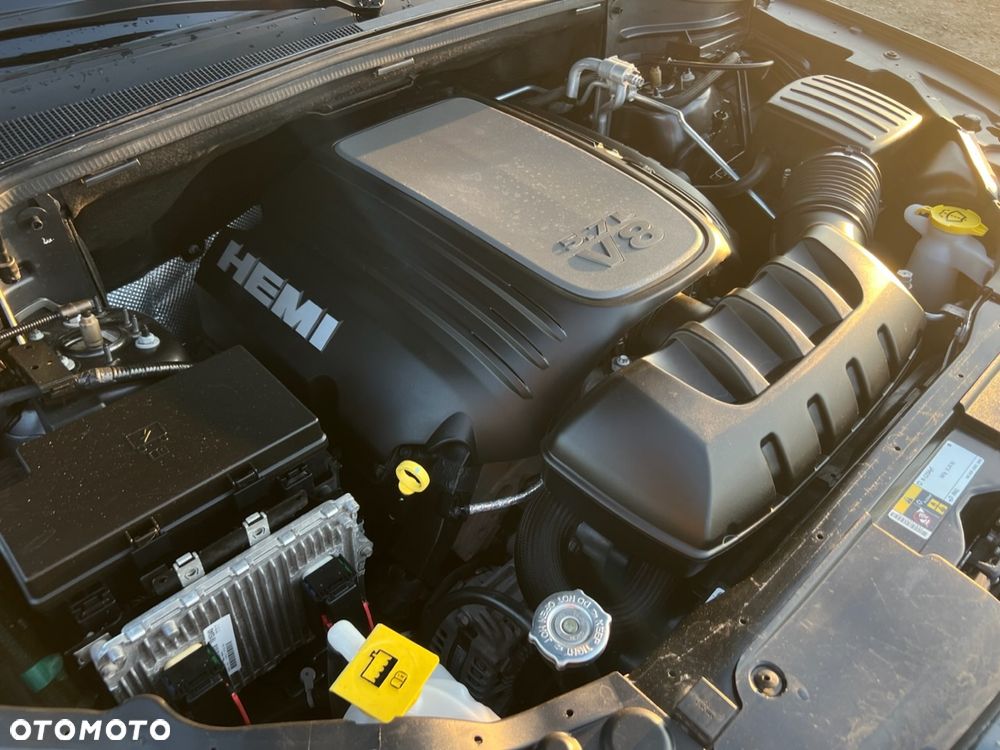 Jeep Grand Cherokee - 40