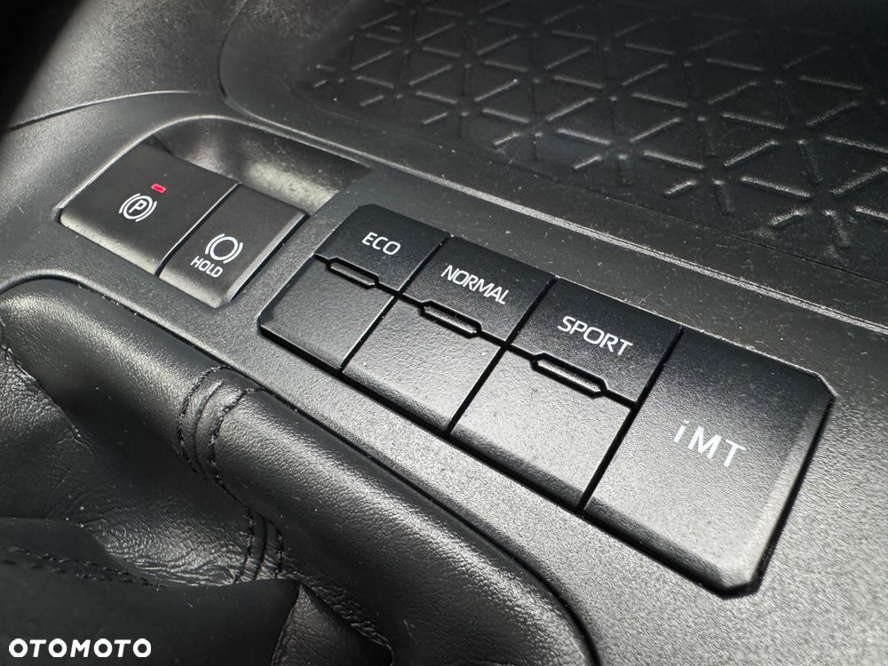 Toyota RAV4 2.0 Comfort 4x2 - 11