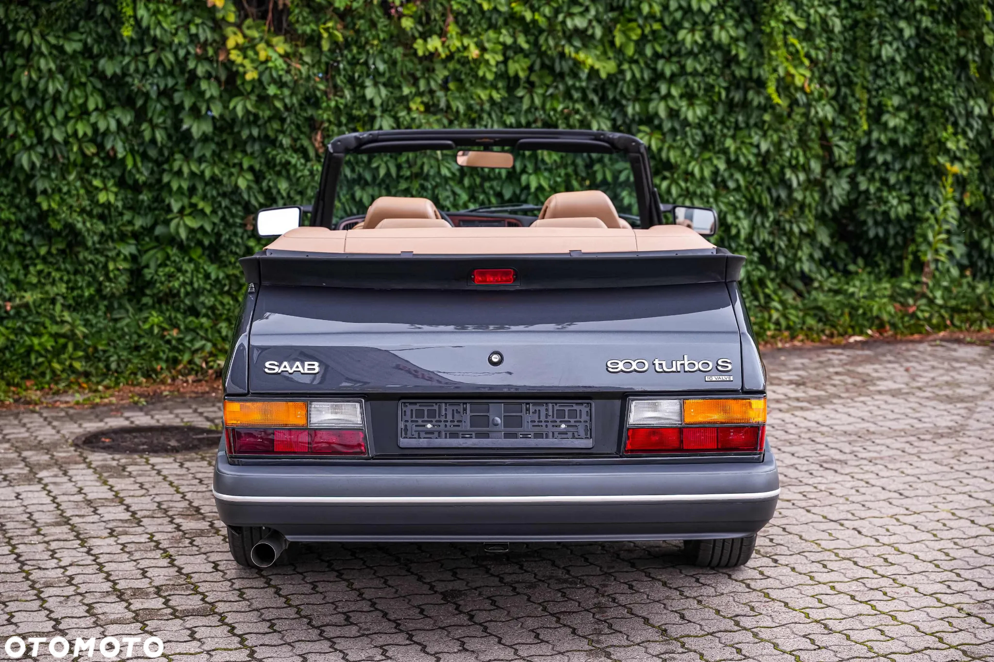 Saab 900 - 11