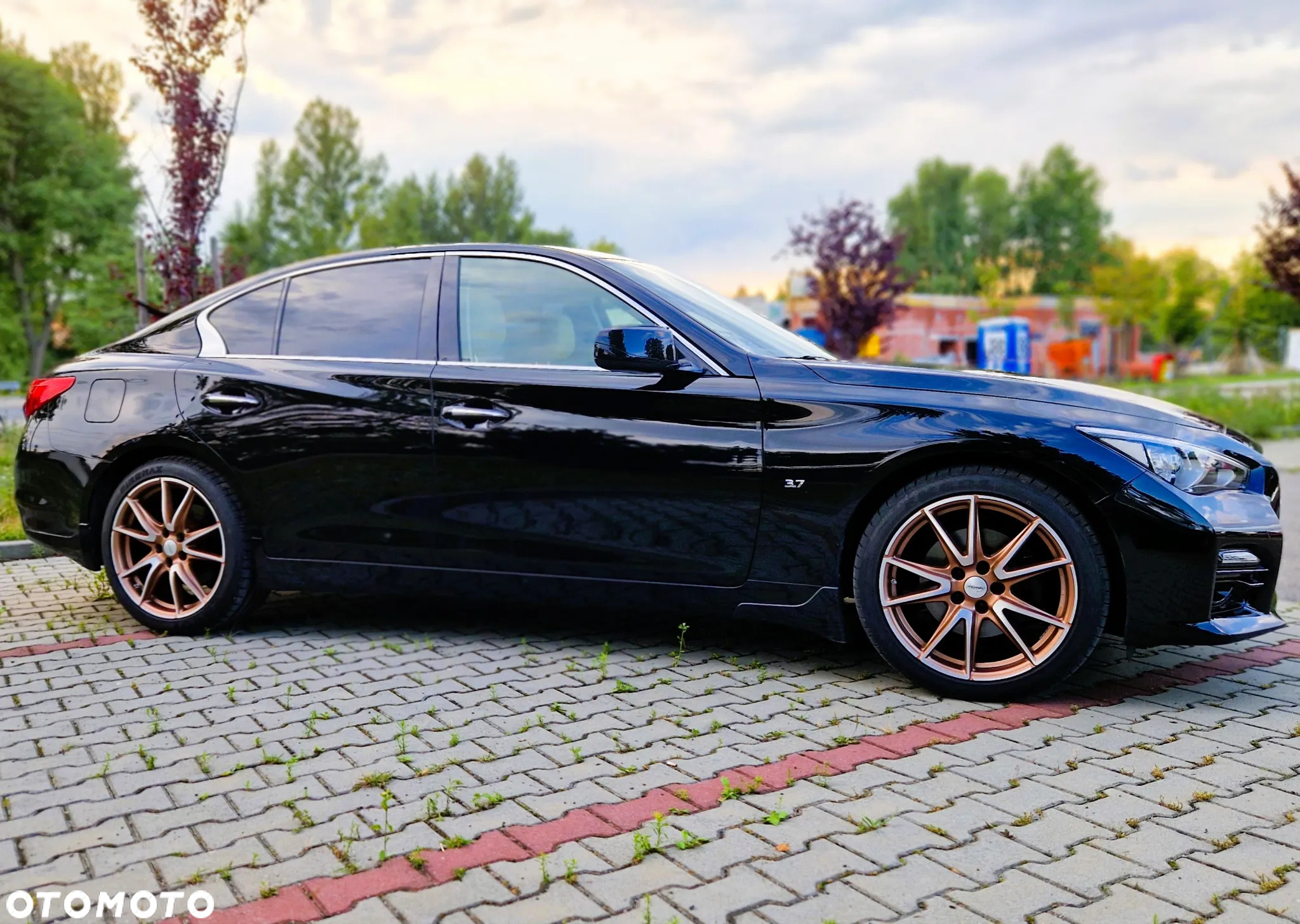 Infiniti Q50 - 9