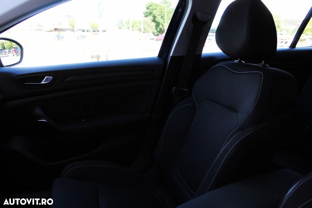 Renault Megane BLUE dCi 115 EDC TECHNO - 10